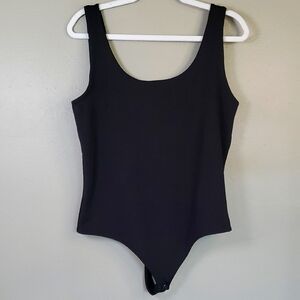 Express Blk Scoop Neck Body Contour Suit. Great Condition. Size Large